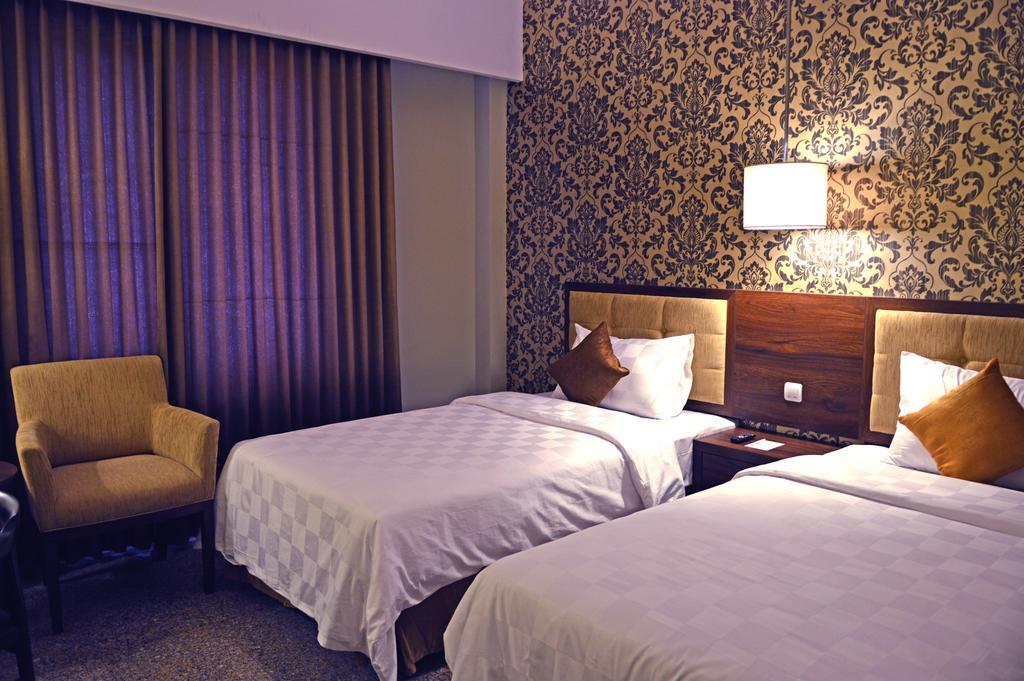 Hotel Safira Magelang Rom bilde