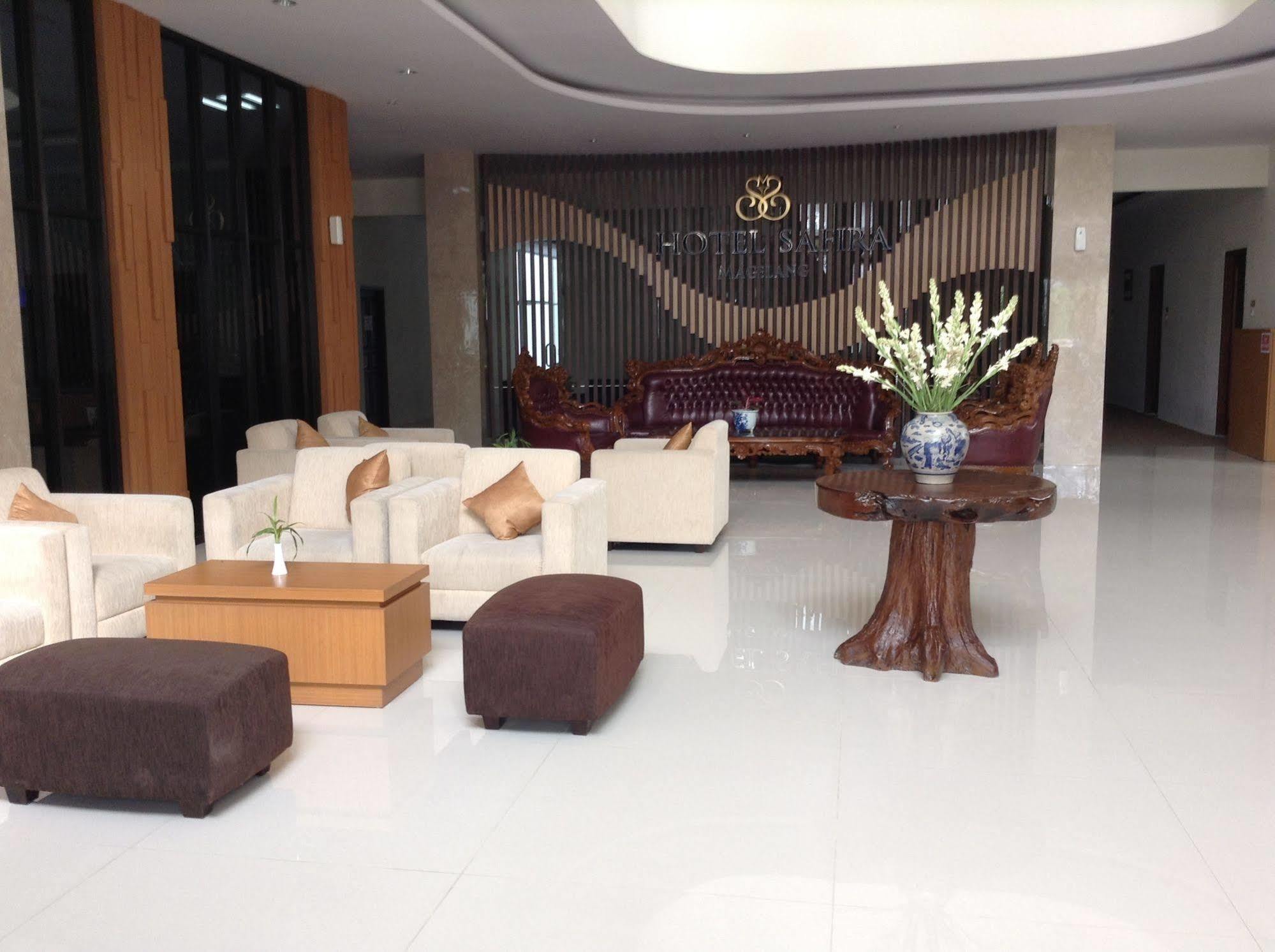 Hotel Safira Magelang Eksteriør bilde